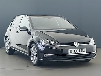 Used Volkswagen Golf 2019 for sale - 76487944: Photo