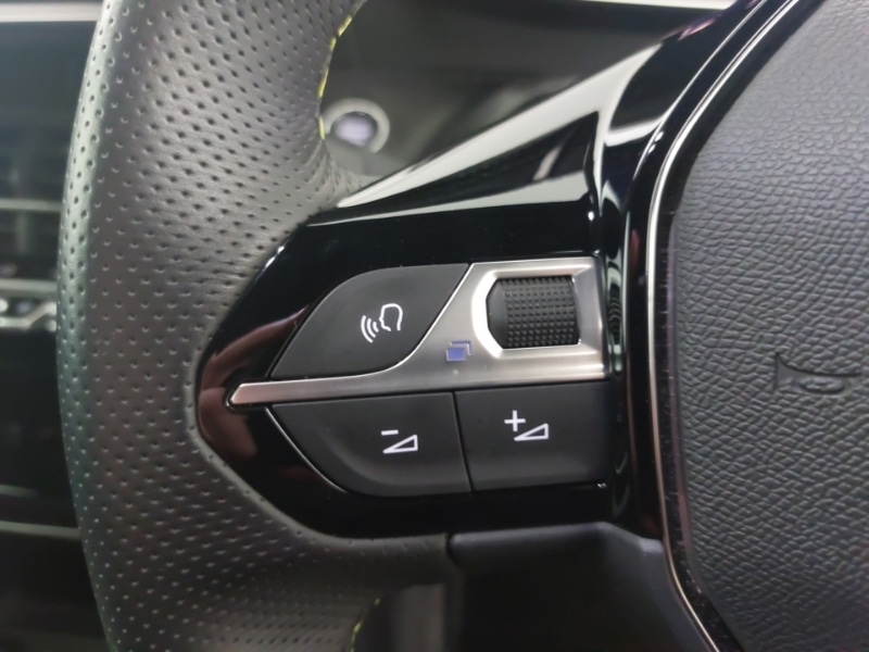 Used Peugeot 2008 2024 for sale - 77549019: Photo 12