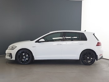 Used Volkswagen Golf 2018 for sale - 78669996: Photo