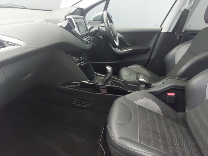 Used Peugeot 2008 2018 for sale - 77338536: Photo 5