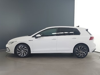 Used Volkswagen Golf 2024 for sale - 78766820: Photo