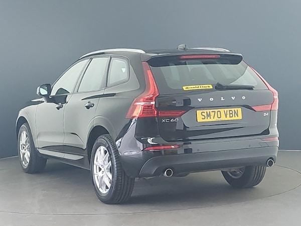 Used Volvo XC60 2021 for sale - 76325589: Photo 3