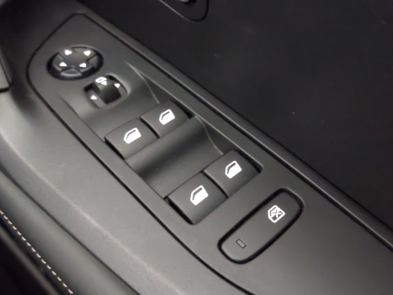 Used Peugeot 2008 2024 for sale - 77329966: Photo 18