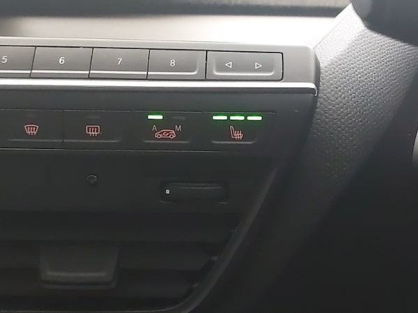 Used BMW i3 2022 for sale - 76301788: Photo 18