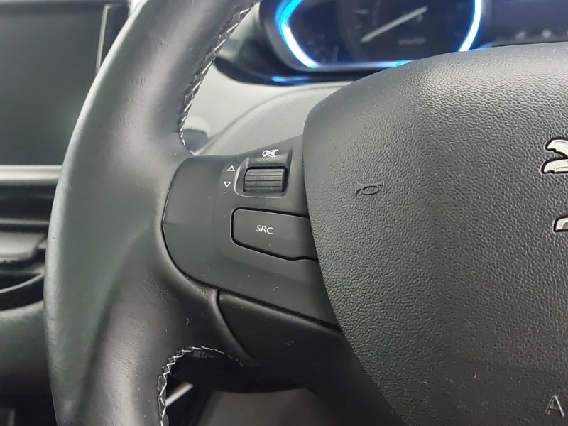 Used Peugeot 2008 2018 for sale - 77414319: Photo 14