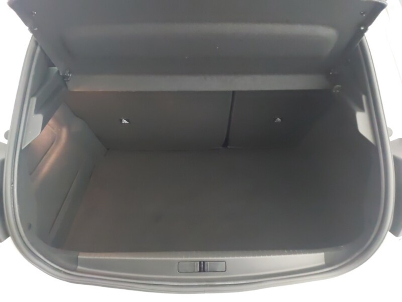 Used Peugeot 208 2022 for sale - 77606041: Photo 8