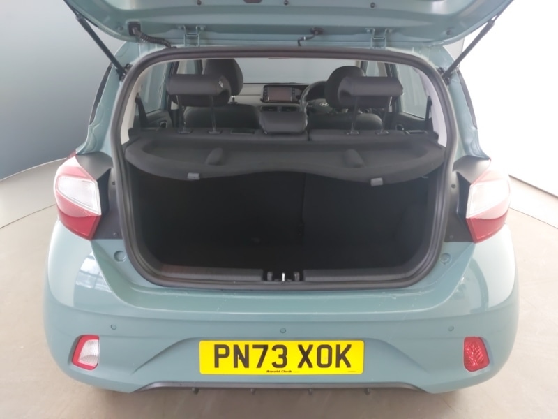 Used Hyundai i10 2023 for sale - 77767579: Photo 8