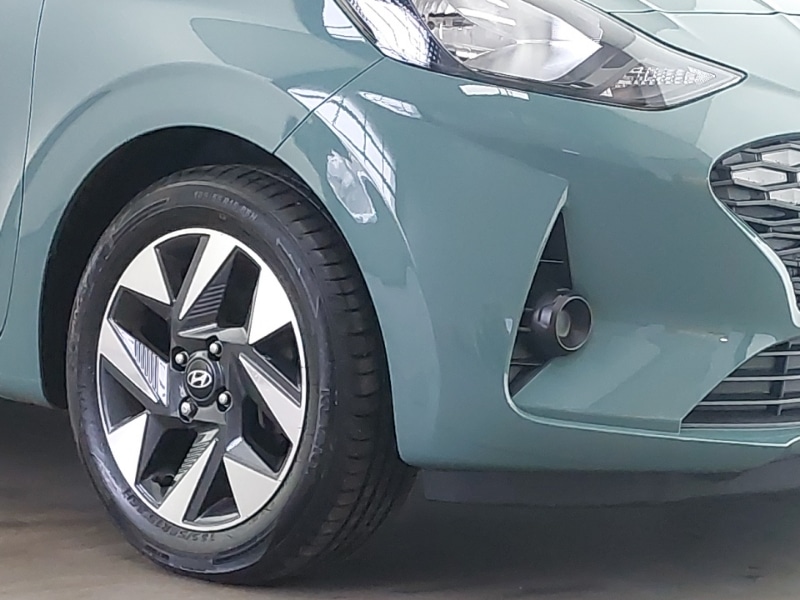 Used Hyundai i10 2023 for sale - 77767579: Photo 9