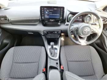 Used Toyota Yaris 2022 for sale - 74172388: Photo
