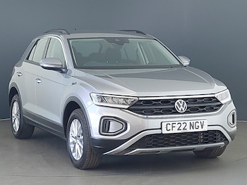 Used Volkswagen T-Roc 2022 for sale - 75353660: Photo