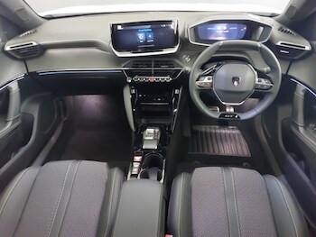 Used Peugeot 2008 2025 for sale - 76365684: Photo