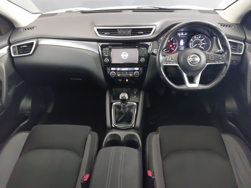 Used Nissan Qashqai 2018 for sale - 77682580: Photo 2