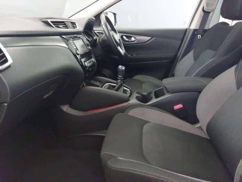 Used Nissan Qashqai 2018 for sale - 77682580: Photo 5