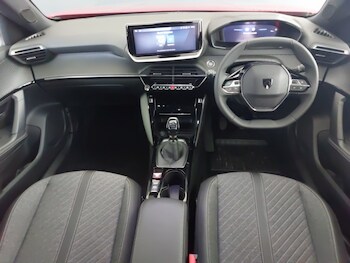 Used Peugeot 2008 2024 for sale - 76975149: Photo