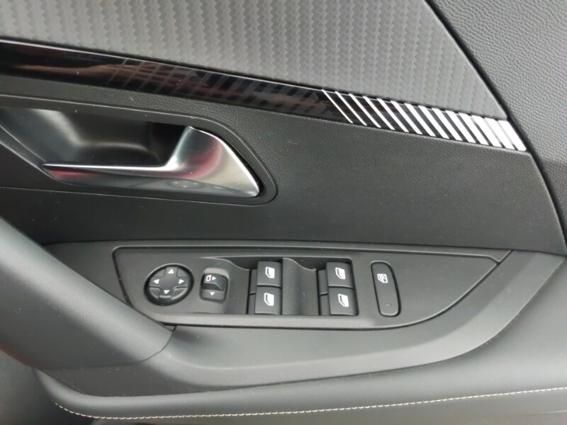 Used Peugeot 2008 2025 for sale - 76779701: Photo 18