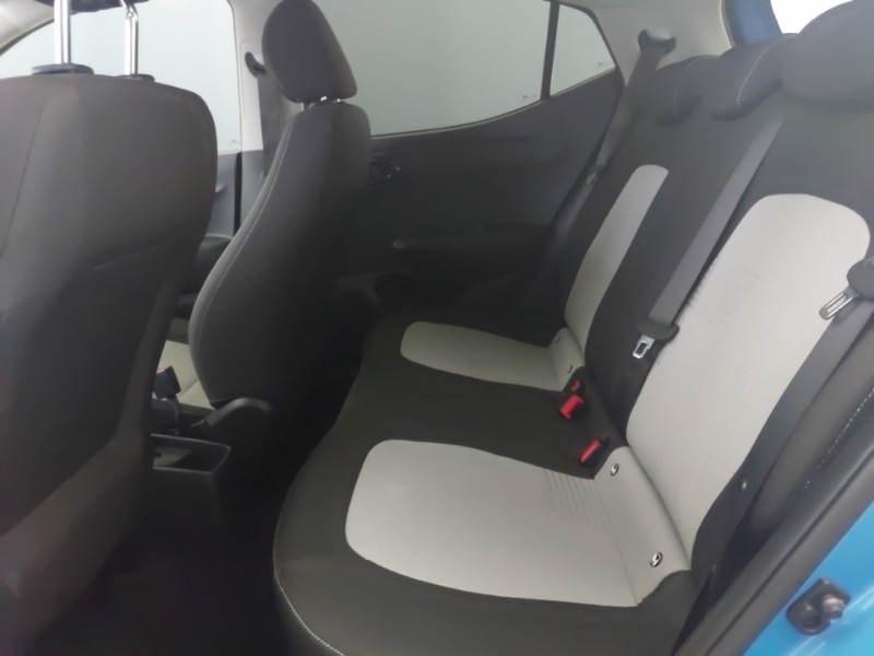 Used Hyundai i10 2021 for sale - 76484184: Photo 6