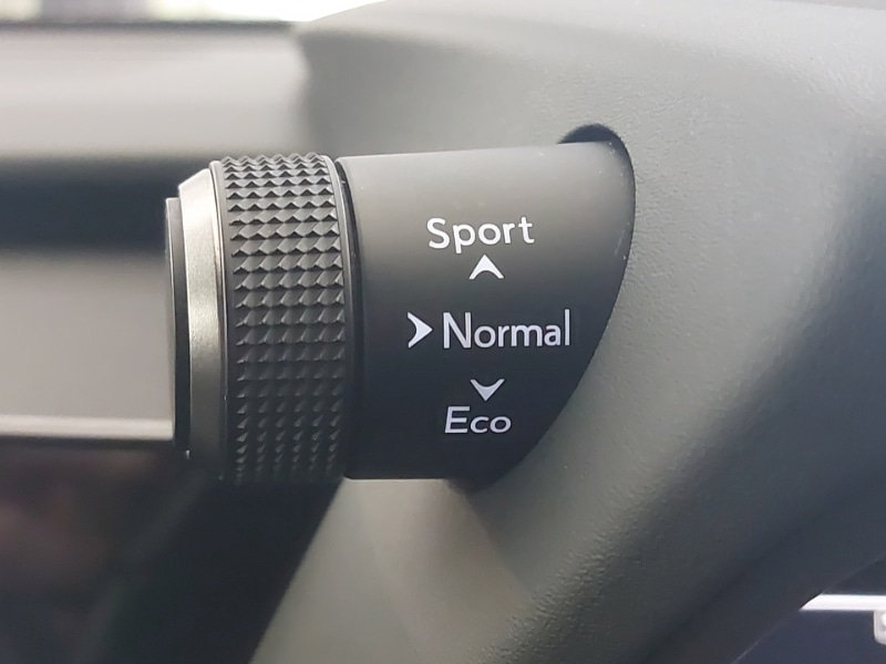 Used Lexus UX 2023 for sale - 76537357: Photo 16