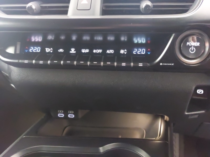 Used Lexus UX 2023 for sale - 76537357: Photo 17