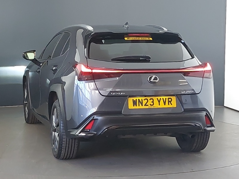 Used Lexus UX 2023 for sale - 76537357: Photo 3