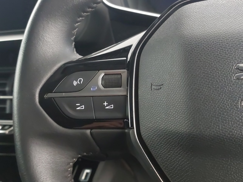 Used Peugeot 2008 2022 for sale - 76827214: Photo 14