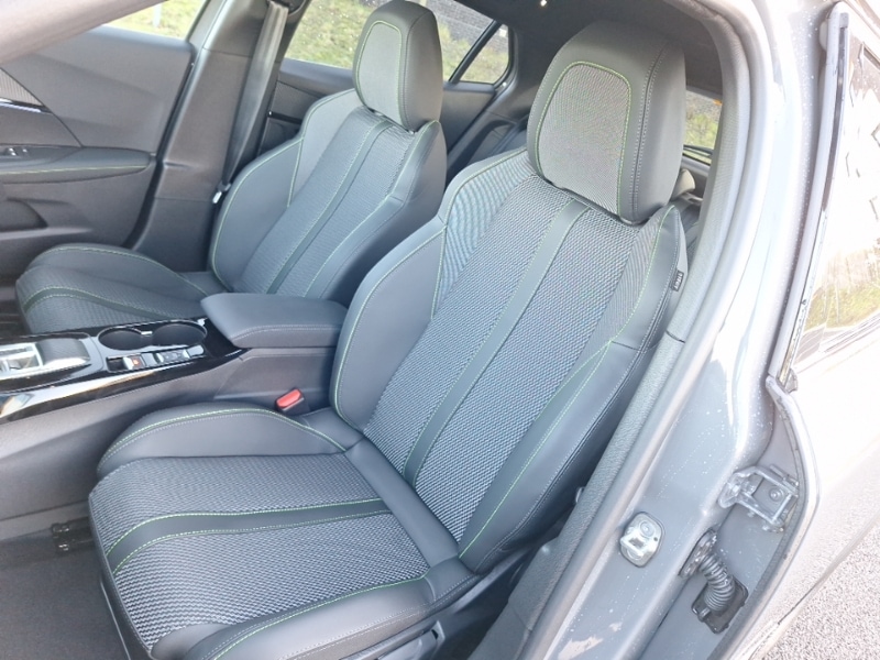 Used Peugeot 2008 2025 for sale - 76629074: Photo 5