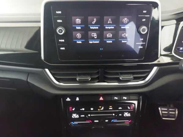 Used Volkswagen T-Roc 2022 for sale - 76108282: Photo 10