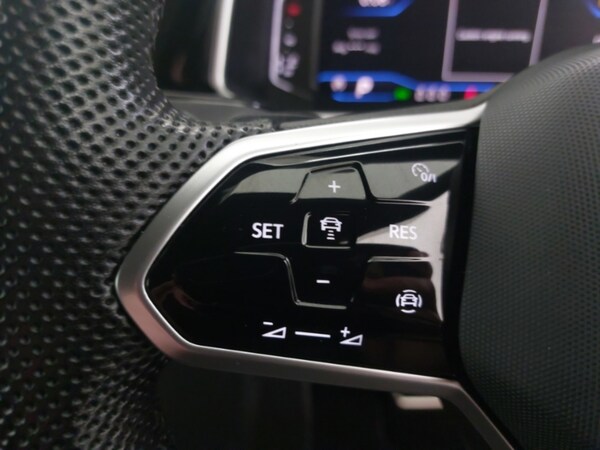 Used Volkswagen T-Roc 2022 for sale - 76108282: Photo 12