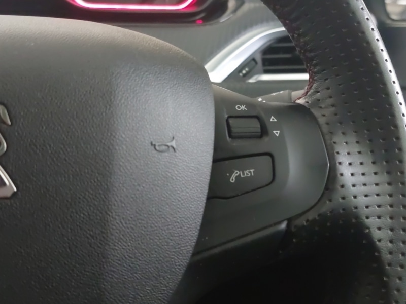 Used Peugeot 2008 2018 for sale - 76893851: Photo 13