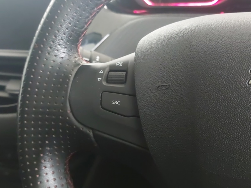 Used Peugeot 2008 2018 for sale - 76893851: Photo 14