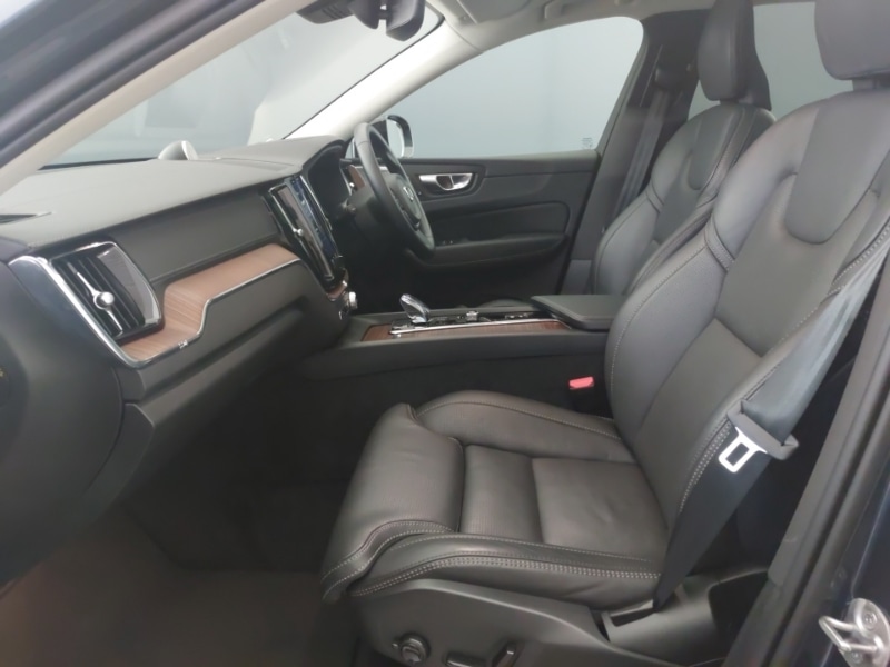 Used Volvo XC60 2024 for sale - 76804592: Photo 5