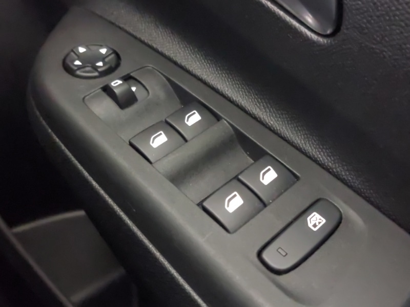 Used Vauxhall Corsa 2023 for sale - 76651588: Photo 18