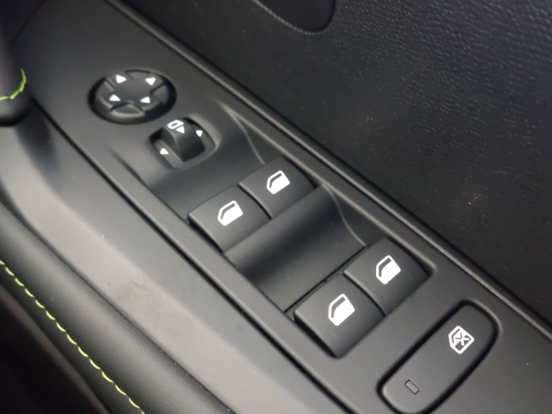 Used Peugeot 208 2025 for sale - 76427489: Photo 16