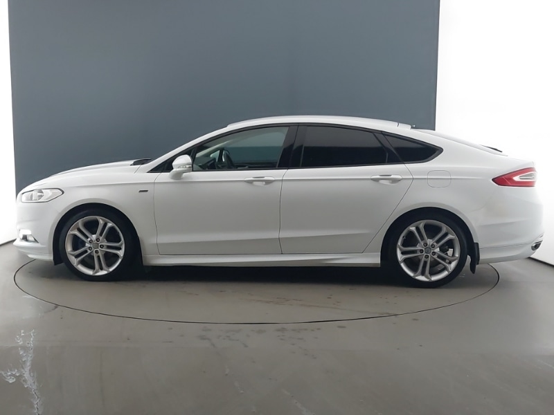 Used Ford Mondeo 2017 for sale - 76897742: Photo 4