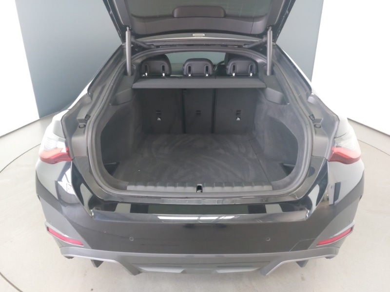 Used BMW i4 2022 for sale - 78071312: Photo 8