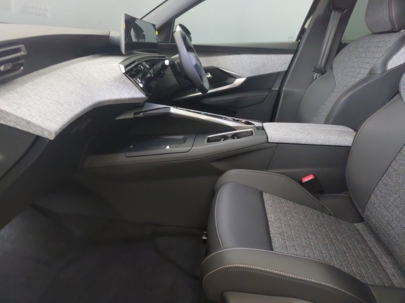 Used Peugeot 5008 2025 for sale - 76384041: Photo 5