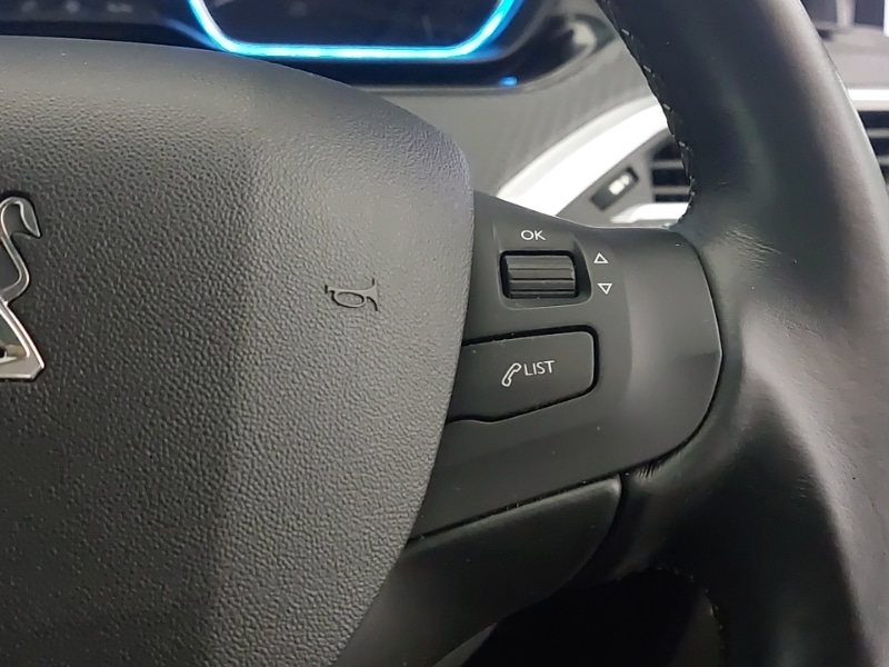 Used Peugeot 2008 2018 for sale - 77289801: Photo 13