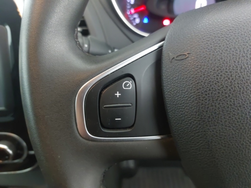 Used Renault Captur 2018 for sale - 77289807: Photo 12