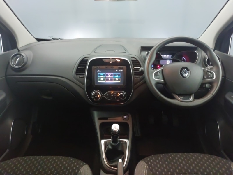 Used Renault Captur 2018 for sale - 77289807: Photo 2