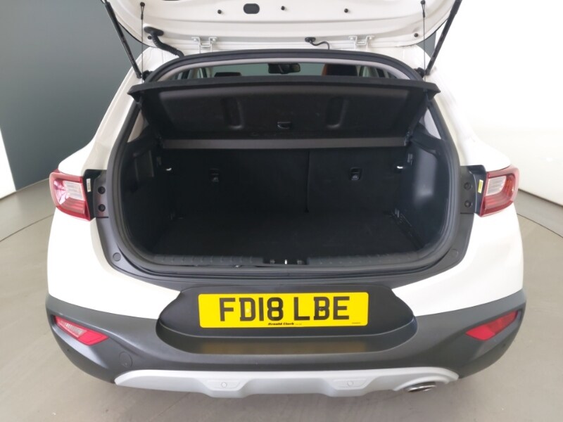 Used Kia Stonic 2018 for sale - 77606053: Photo 8