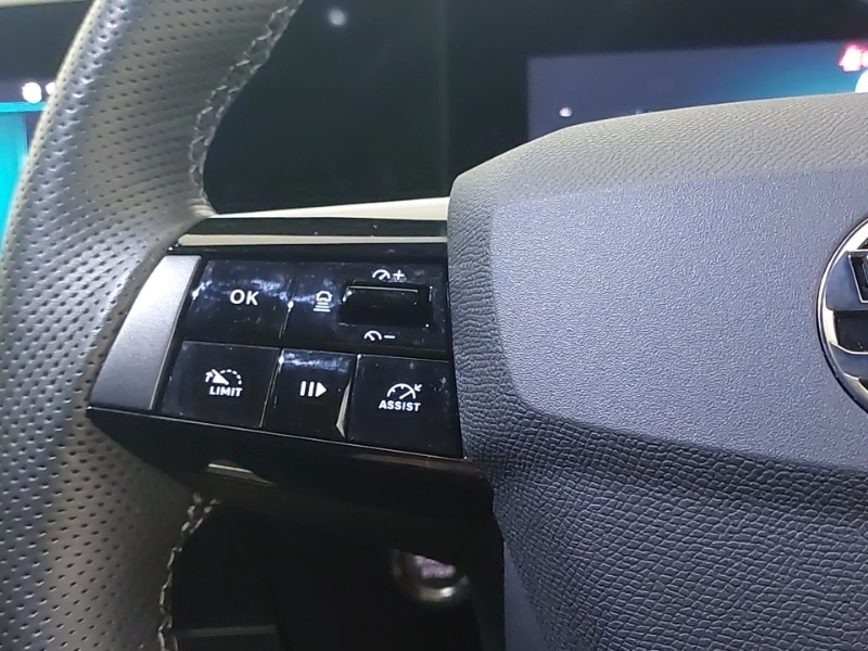 Used Vauxhall Astra 2023 for sale - 77206089: Photo 14