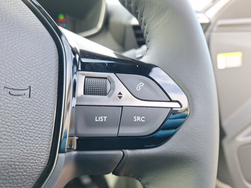 Used Peugeot 2008 2026 for sale - 77842002: Photo 13