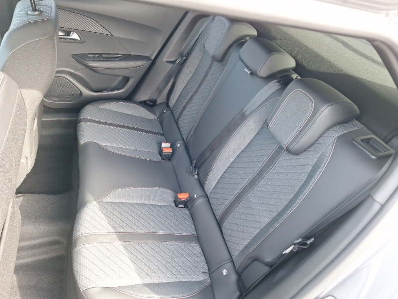 Used Peugeot 2008 2026 for sale - 77842002: Photo 6