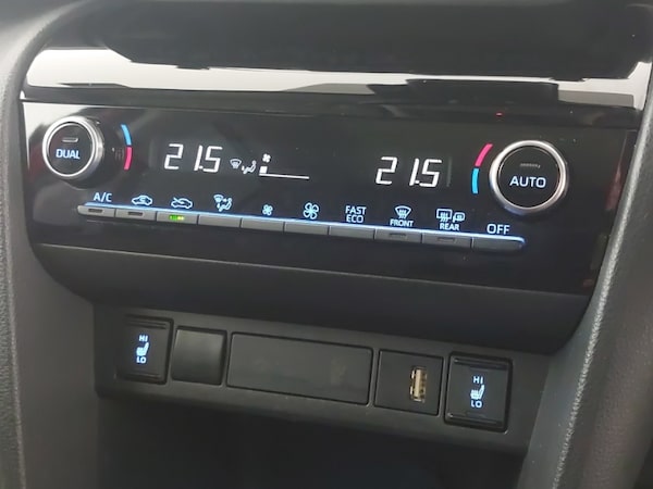 Used Toyota Yaris Cross 2022 for sale - 76103679: Photo 16