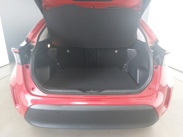 Used Toyota Yaris Cross 2022 for sale - 76103679: Photo 8