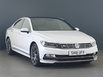 2018 - 1.4 TSI R-Line 4dr [Panoramic Roof]