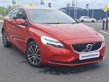 2018 - T2 [122] Momentum Nav Plus 5dr
