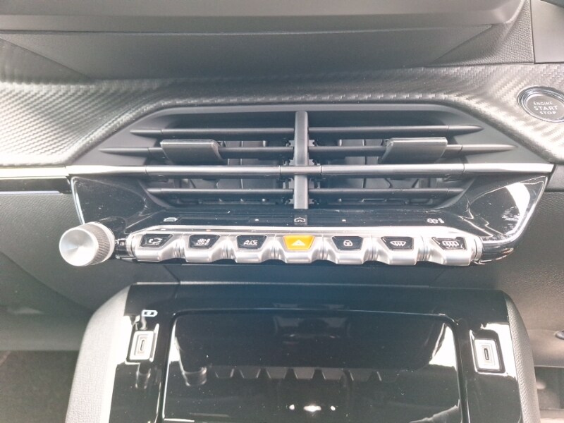 Used Peugeot 2008 2026 for sale - 78156119: Photo 18