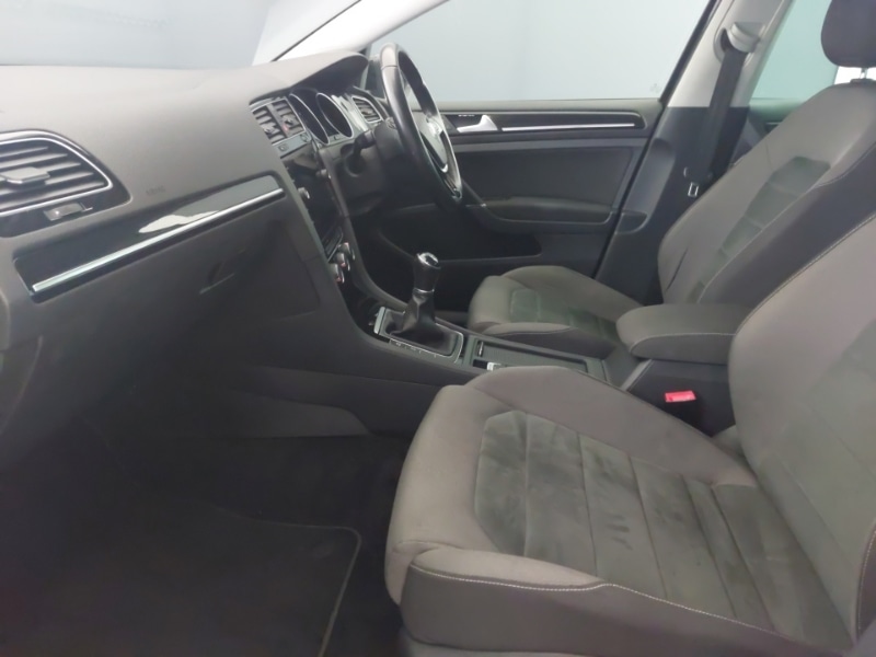 Used Volkswagen Golf 2019 for sale - 76664026: Photo 5