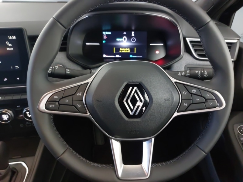 Used Renault Clio 2024 for sale - 77969177: Photo 11