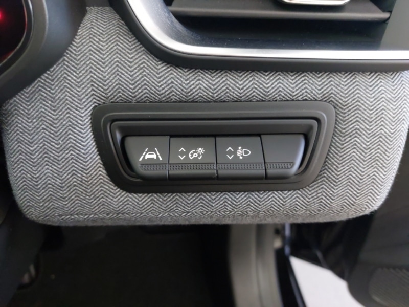 Used Renault Clio 2024 for sale - 77969177: Photo 14